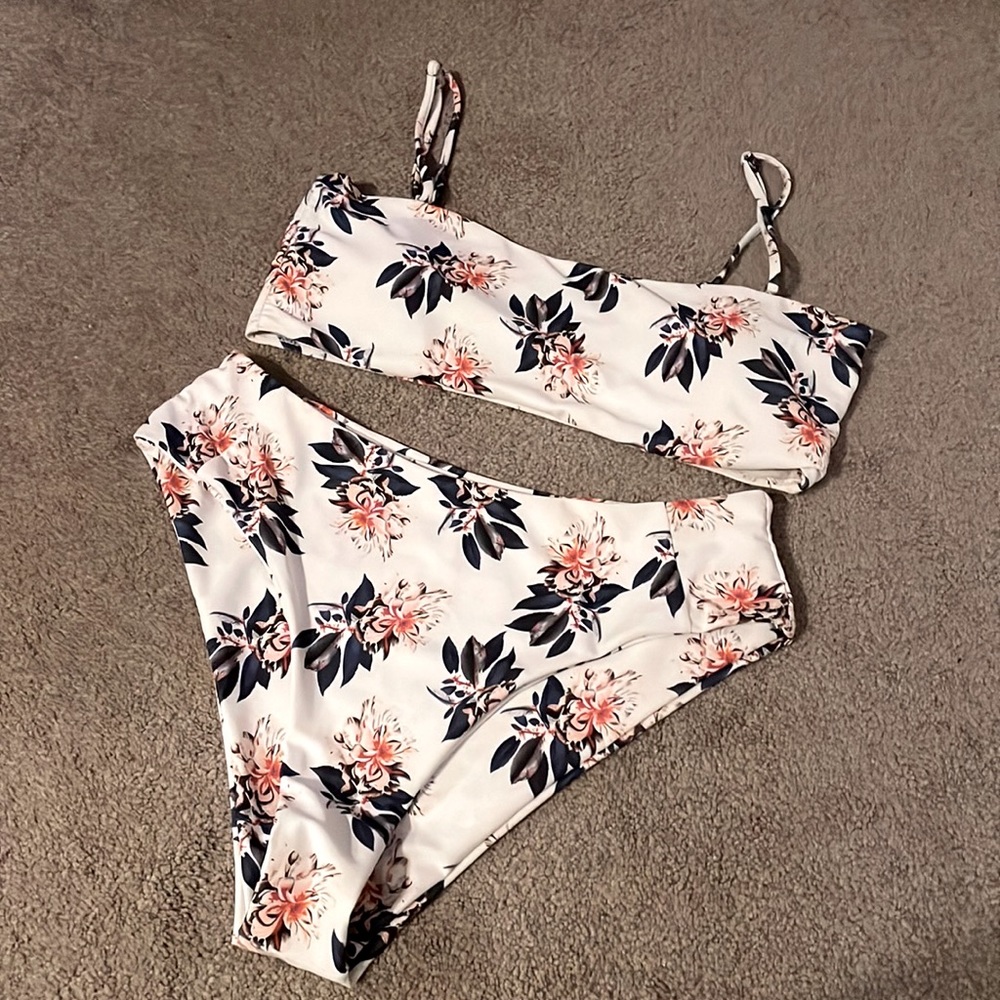 Zaful 2 piece white floral high rise bikini with bandeau style top Size 8